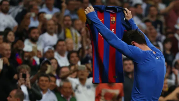 Messi se robó el Clásico en el último minuto y dejó una postal para la historia.