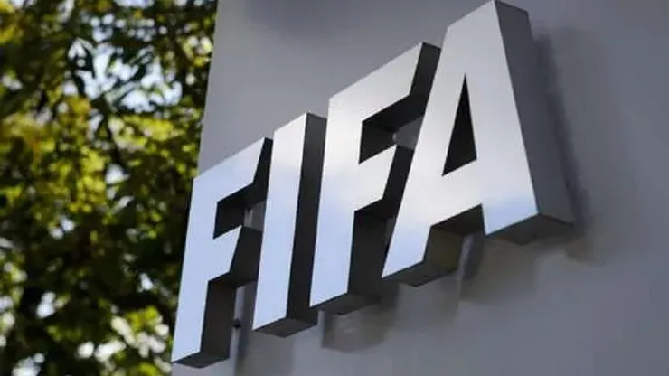 FIFA está al tanto de los futbolistas que se encuentran en Ucrania y Rusia