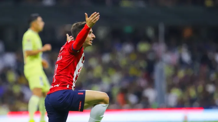 Chivas volvió a perder con América en partido amistoso. | Getty Images
